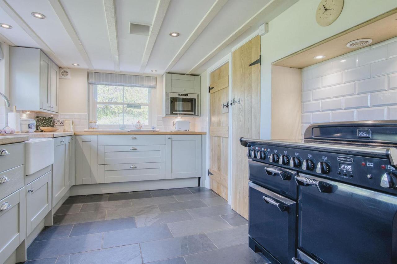 Dollars Cottage - 4 Bedroom Cottage - Llangennith Kültér fotó
